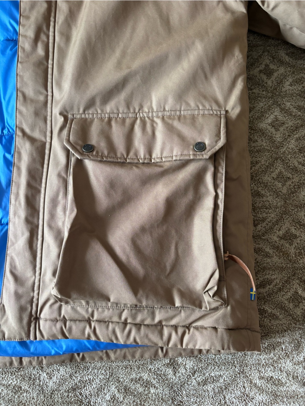 Fjallraven Men's Tan Ovik padded Jacket with Blue Lining - Picture 10 of 12